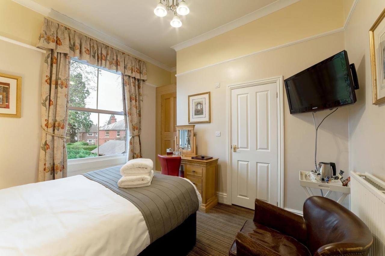 Charades Guest House Hereford Exterior foto