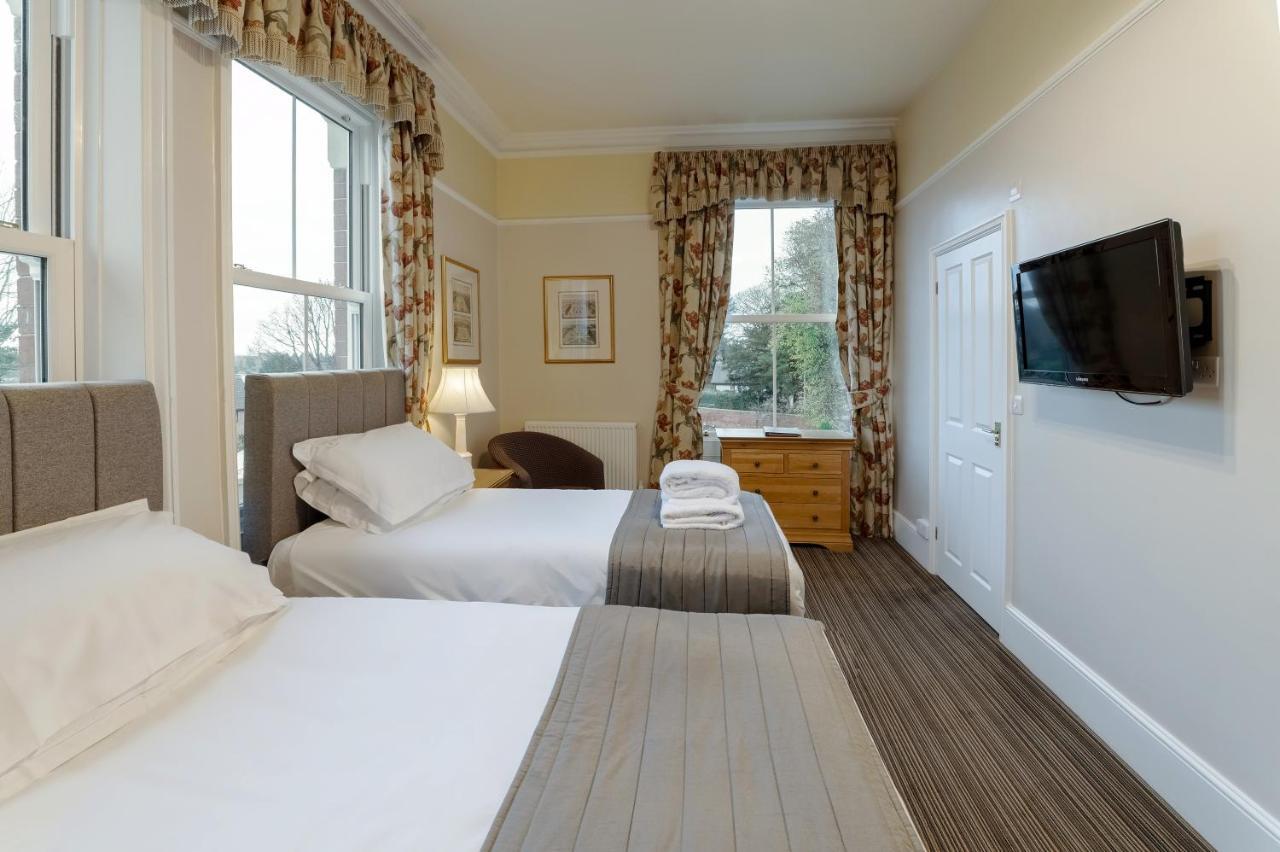 Charades Guest House Hereford Exterior foto